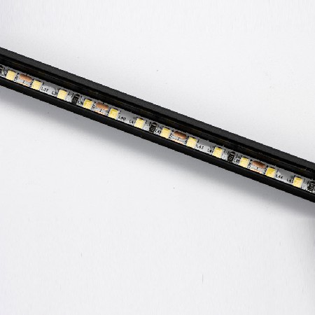PXG-101黑色系列铝型材，带黑色PC扩散器