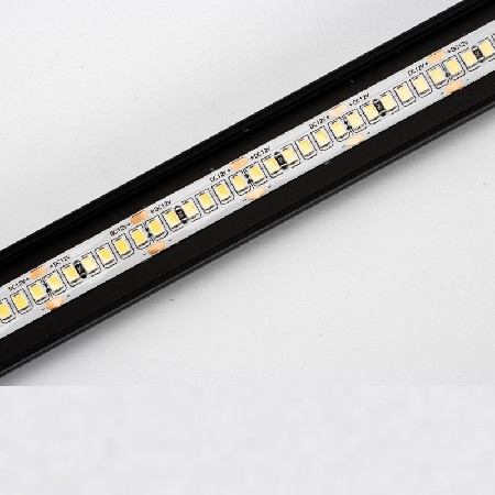 PXG-204-1带黑色PC扩散器的黑色系列铝型材